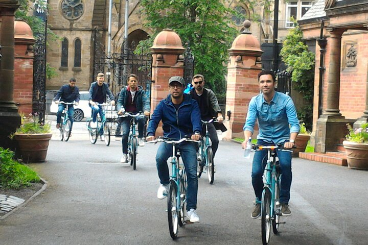 A little pedal through the Botanic Gardens in the west end of Glasgow